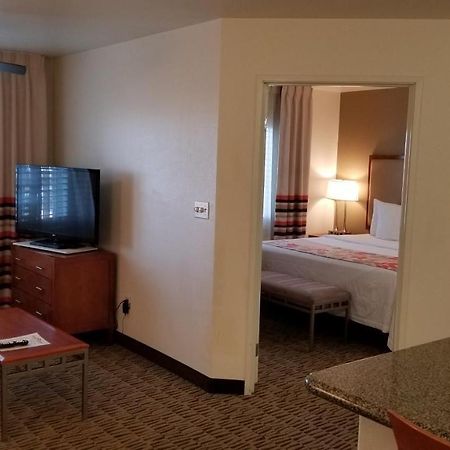 Hawthorn Suites Вікторвілл Екстер'єр фото